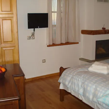 ゲストハウス Archontiko Koti 3*