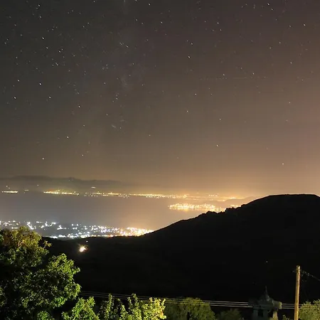 Archontiko Koti * Agios Lavrentios